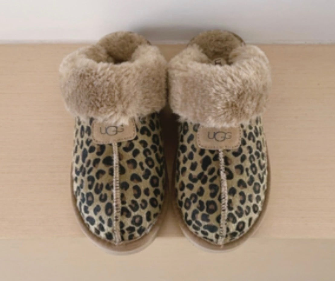 Leopard Print Faux Fur Slippers